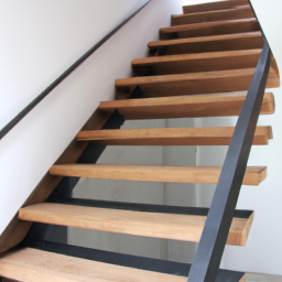 Construire un Escalier de Secours Conforme aux Normes Wattrelos